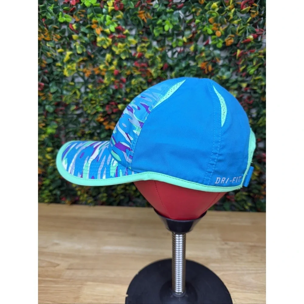 Nike Featherlight Dry Fit Hat Running Gym Tennis Cap Adjustable Blue Green Women